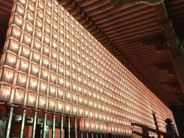 盂蘭盆万灯供養会