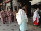 仲源寺で神事