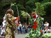 八岐大蛇を退治する素戔嗚尊