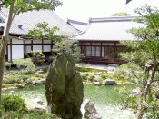 両足院池泉廻遊式庭園