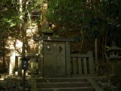 来迎院三重石塔